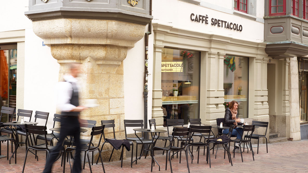 Trouve ton Caffè Spettacolo